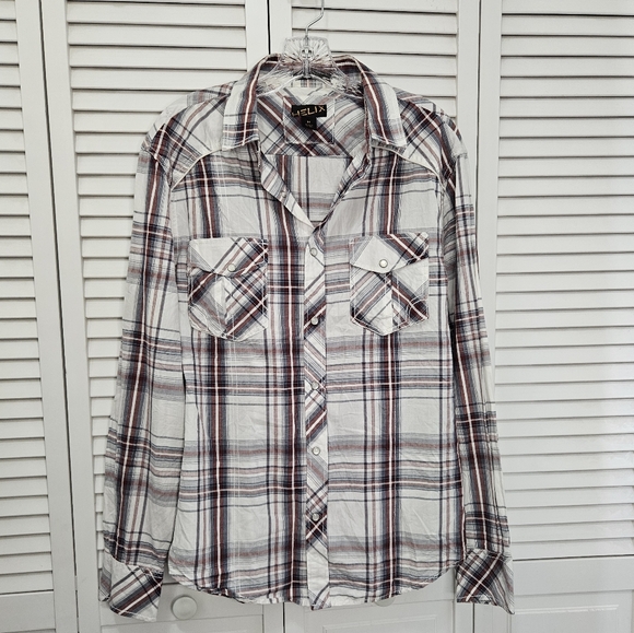 Men's Collared Long Sleeve Embroidered Pearl Snap Shirt Size Medium - Picture 1 of 10